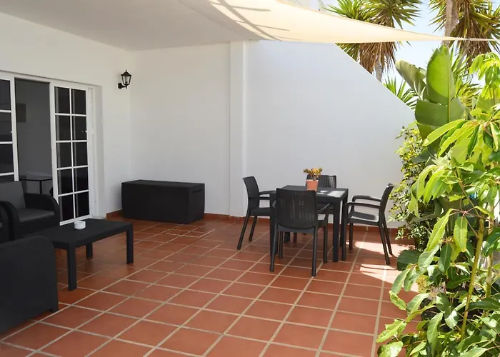 Vakantiehuis Mirafondo Playa Honda (Lanzarote)