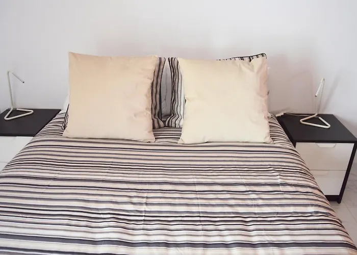 Mirafondo Playa Honda (Lanzarote)